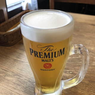 スルエシー - 生ビール（中ジョッキ）税込600円