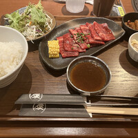 南新宿 和牛焼肉 慶 - 