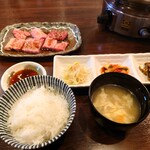 焼肉 二宮 - 