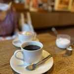Miruku - ブレンドコーヒー（400円）とココア（450円）