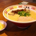 博多屋台ラーメン 一幸舎 - 屋台豚骨ラーメン