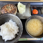 コンナトコロニハンバーグ - 