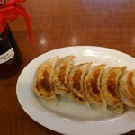 中国料理 東昇餃子楼 - 焼き餃子