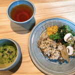 REVIVE KITCHEN THREE AOYAMA - 