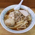 Marufuku Chuukasoba - 玉子ワンタン麺。