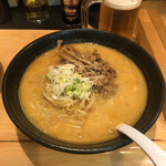 Jam Pu Ramen - 味噌麺 800円税込