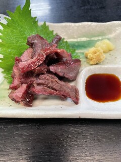 焼鳥 あかべえ - さいぼし！！
晩酌が5倍おいしくなる馬肉の燻製さいぼし。
