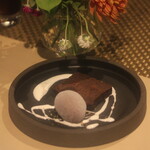 Maison de basara - チョコレートのテリーヌとソルベ