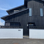 町屋川珈琲 - こちらの建物を目指して来てください！