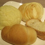 ホテル&スパ センチュリーマリーナ 函館 - 各種パン