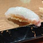 渋谷 鮨 清水 - 平スズキ（マルローの塩で）