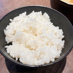 APE BREWING 自家製クラフトビール、酒と肴とおばんざい - ご飯