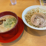 濃厚丸鶏らーめん こちょうらん - 
