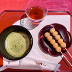 錦一葉 - お抹茶と団子のセット
