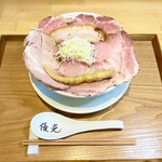 Menya Yuukou - 特盛チャーシュー貝ラーメン★煮豚/厚切り+レアチャーシュー5枚