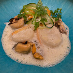 レフ アオキ - 帆立のラビオリ包みムール貝のソース