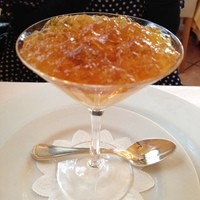 ル・ブルギニオン - 【前菜】人参のムースとコンソメのジュレ ウニ添え5点○
                