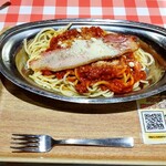 スパゲッティーのパンチョ 渋谷店 - ミートソース大盛り・ベーコンのせ