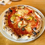 ターナ フォルノ - 夏野菜のピッツァ