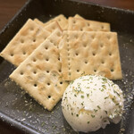 Zao cream cheese and crackers