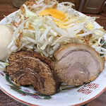 ラーメン 豚んち - 