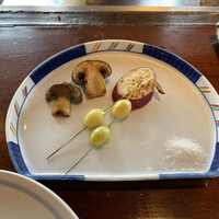 横浜瀬里奈 ステーキドーム - 