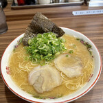 ラーメン新蔵 - 大盛りラーメン700円