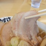 麺屋 ようすけ - 絶品チャーシューをリフト
