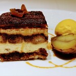 アーティショー - 栗のティラミスとカボチャのアイスクリーム