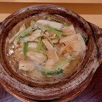 日本料理 柳燕 - 長崎のクエと松茸のお鍋