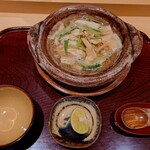 日本料理 柳燕 - 長崎のクエと松茸のお鍋