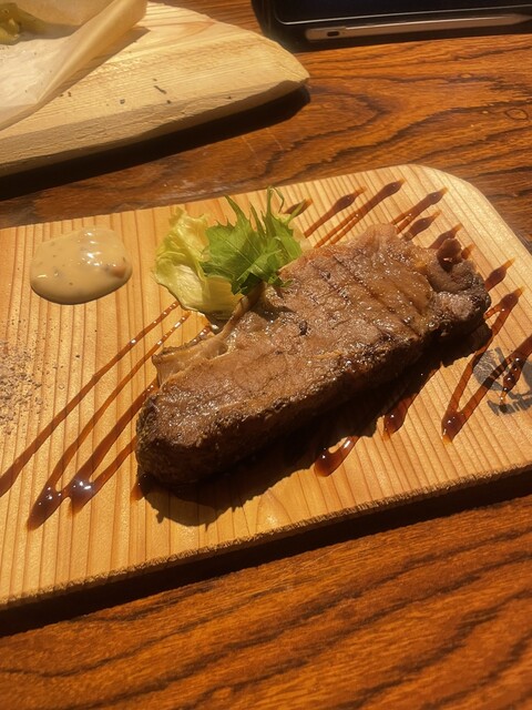 Kutsurogi Loft to Oniku no Omise nitaraz