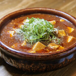 草津 極楽酒場 - 四川風麻婆豆腐