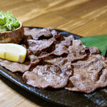 草津 極楽酒場 - 焼き牛タン