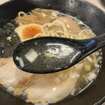 麺屋 みのまる - スープ