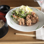 すわっこランド - 料理写真:からあげ定食～☆