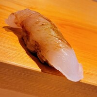 高柿の鮨 - ひらめ