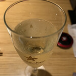 Shiki No Gochisou Minato - ポールスター。スパークリングワインだそうです。
