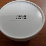 YEH Ice Cream - cream cheese olive oil のテイクアウト(550円税込)