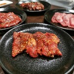 焼肉厨 頂 - 