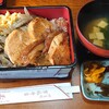 玉屋旅館 - しゃも弁当