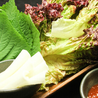 お肉のお供に！サンチュset♫*