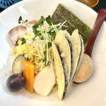 麺屋 波 - 料理写真:麺と具たち