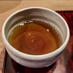 萬御菓子誂處 樫舎 - セットのお茶