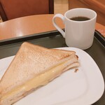 カフェ・ベローチェ - 料理写真:モーニングC(トーストサンド/アメリカンコーヒー)