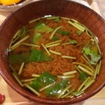 とんかつ 乃ぐち - 赤出汁