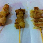 日本一 - 料理写真:「ひな」、「かわ」、「ナンコツ」の3種類