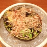 十八番 - アボガドのささめき昆布
      意外な組み合わせに ハマります！