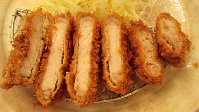 かつかつとんとん』！上品な雰囲気のとんかつ屋さん！！（○＾o