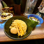 つけめん 豆天狗 - つけ麺並盛とチャーシュー丼